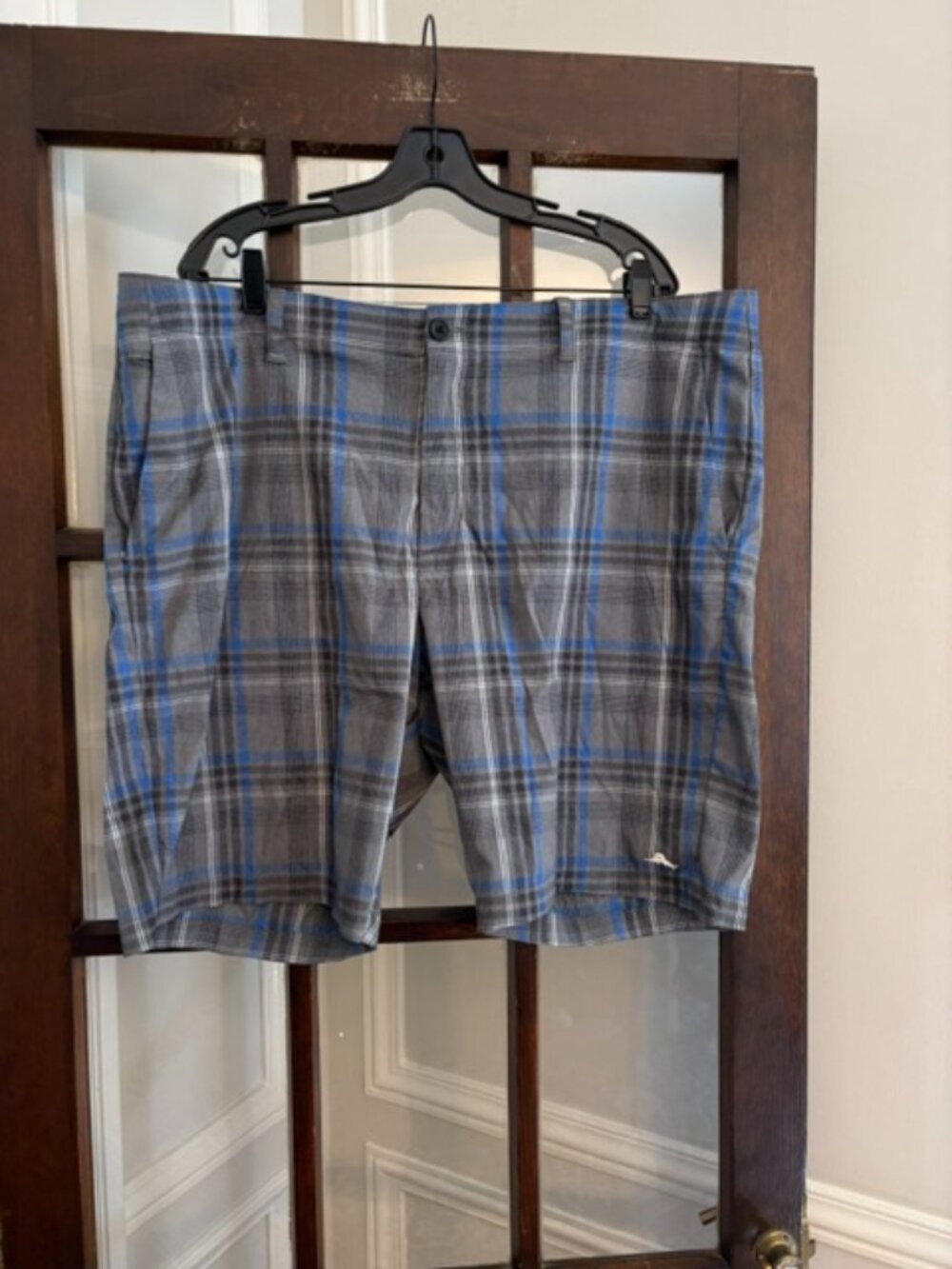 Tommy Bahama Blue and Gray Plaid Shorts, Size 42